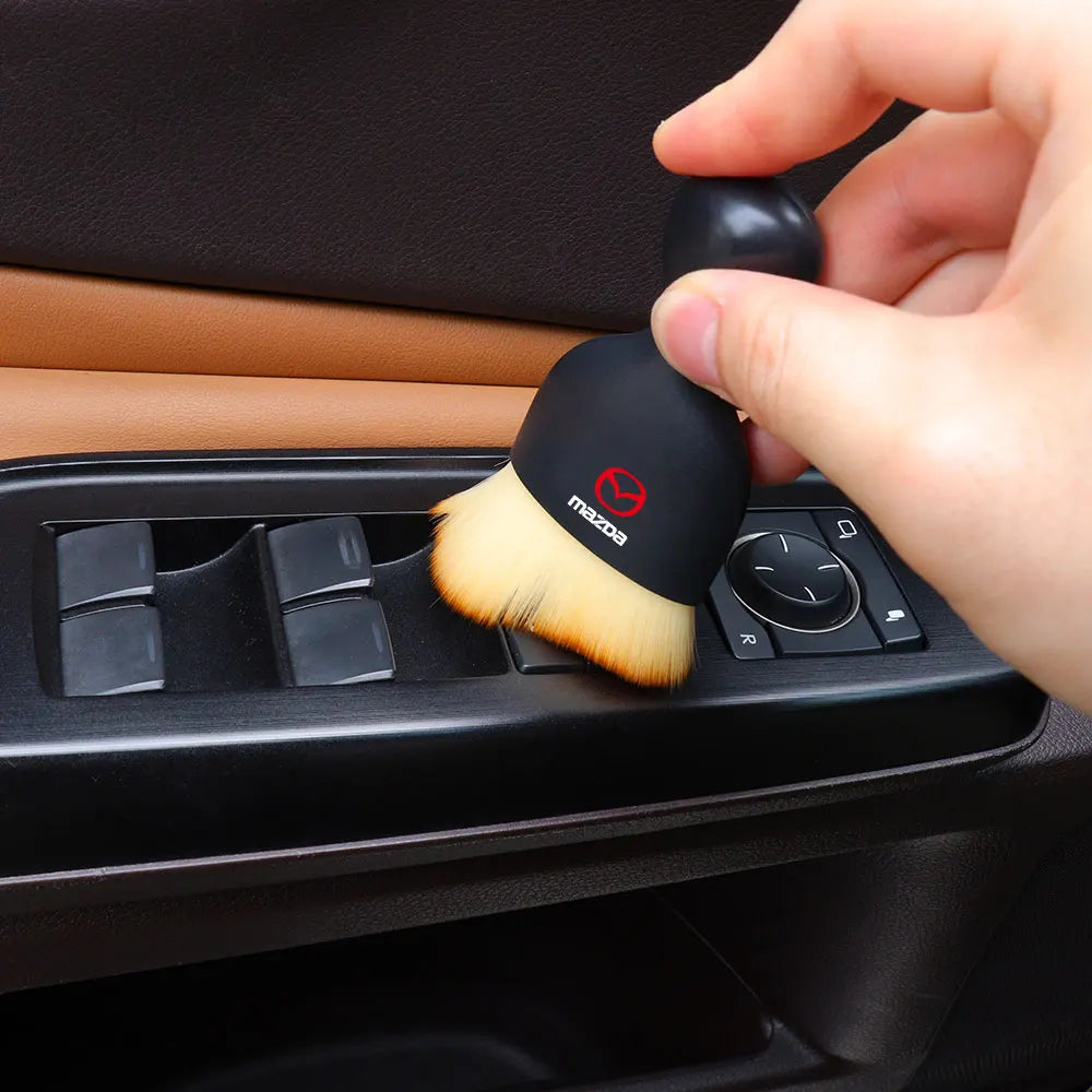 Car Interior Cleaning Brush Center Console Grille Cleaner Tool Air Outlet Dust Brush For Mazda MS 3 CX-8 Axela Atenza Demio CX-5