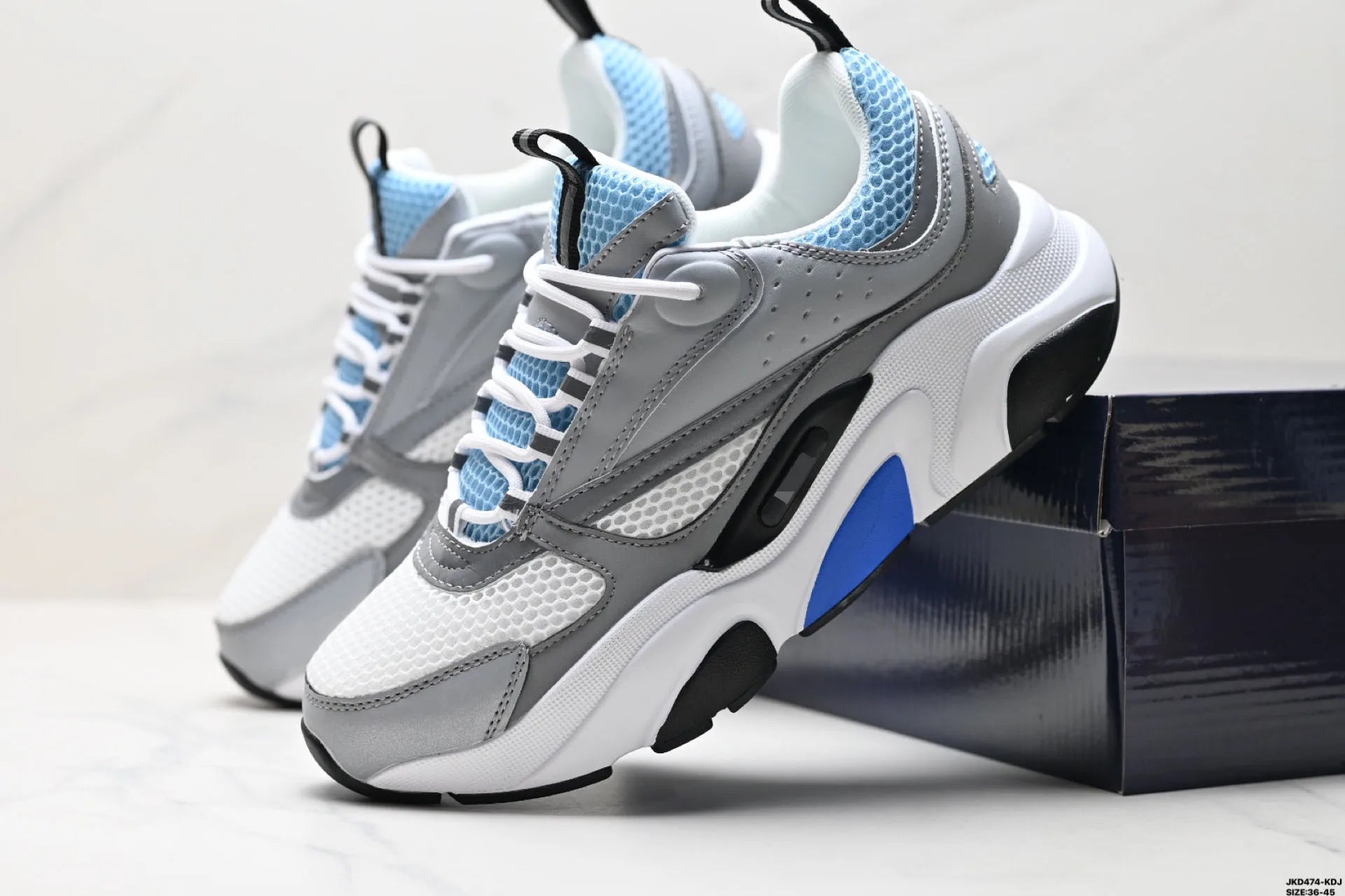 B22-31 Men's Shoes Summer Breathable Trendy Versatile Casual White Sneakers Youth Non-Slip Sports Thick-Soled White Shoes b22