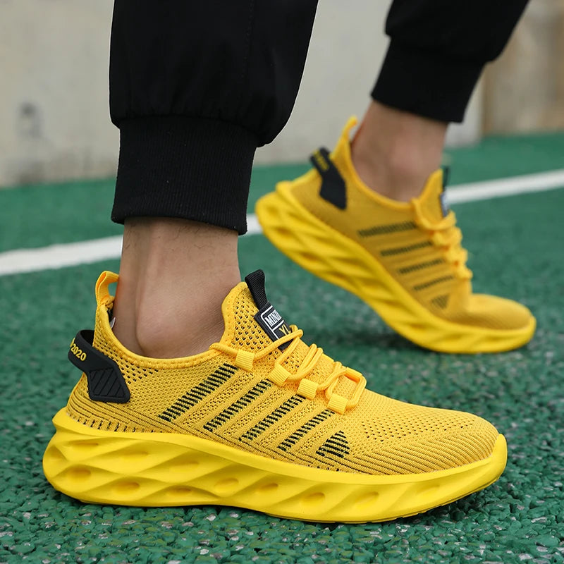 Breathable Men's Running Shoes Lightweight Men's Sports Shoes Non-slip Casual Sneakers Lace-up Comfortable Lining Walking Shoes