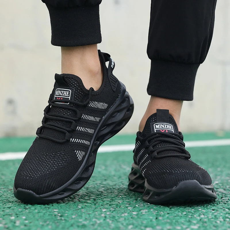 Breathable Men's Running Shoes Lightweight Men's Sports Shoes Non-slip Casual Sneakers Lace-up Comfortable Lining Walking Shoes